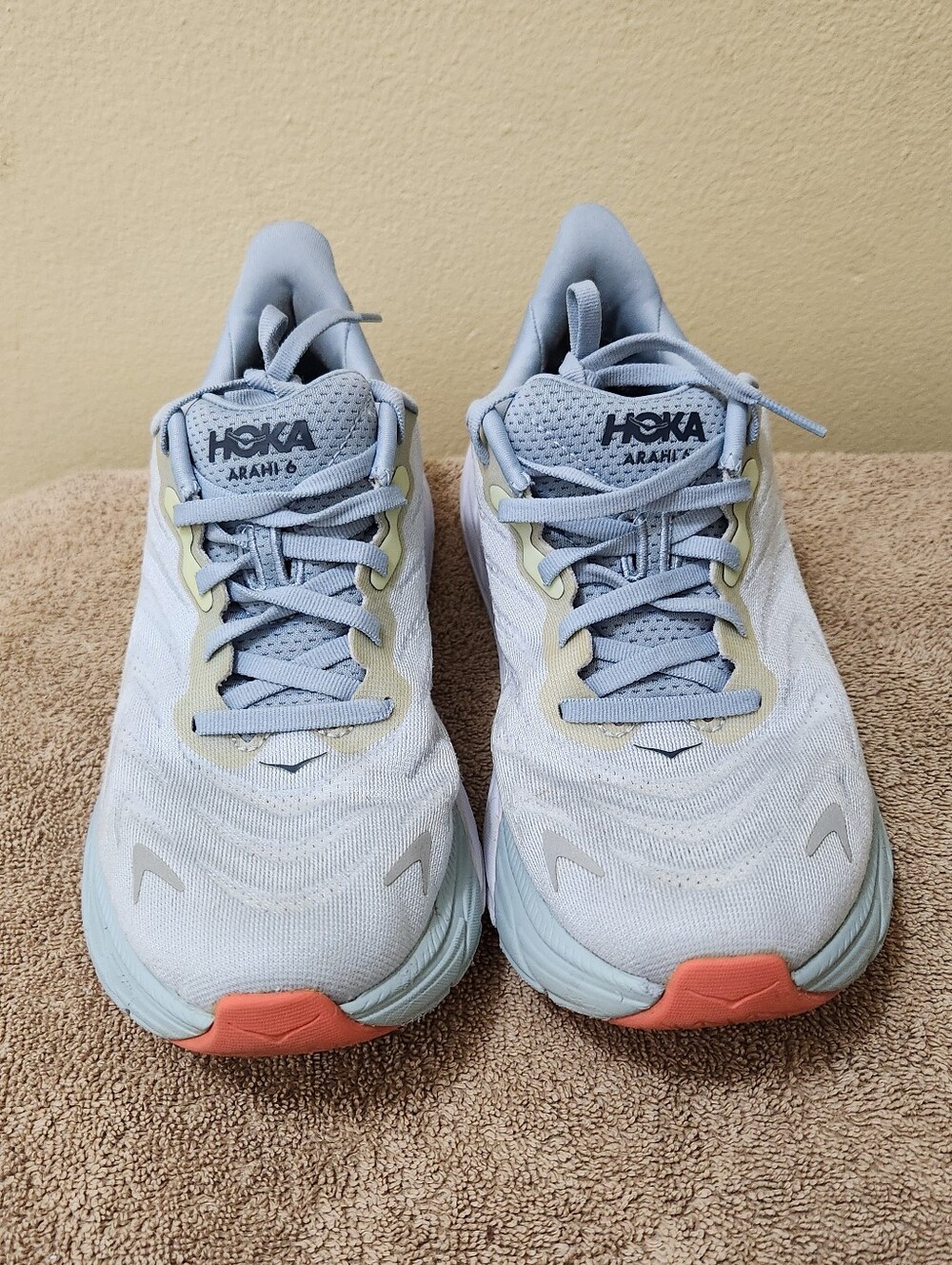 Hoka Arahi 6 Running Shoes women size 8